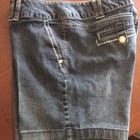 Sonoma Life and style - Picture 2 of 2